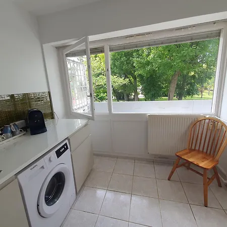 Proche Paris-chateau Versailles-st Germain Apartmán *